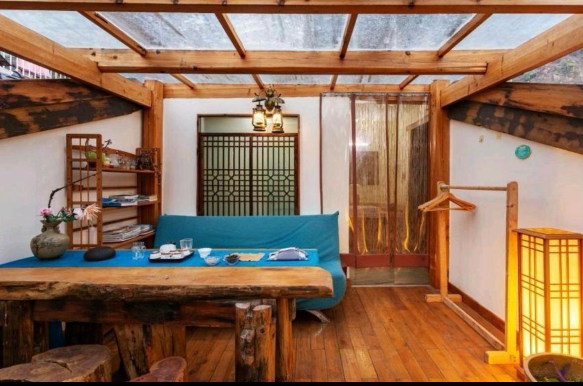 Tea House Hotell Zhangjiajie Exteriör bild
